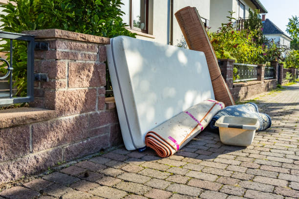 Best Construction Debris Removal  in Mount Sterling, IL